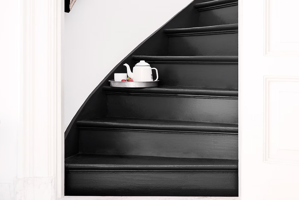 Donnez un relooking à votre escalier en bois : guide étape par étape